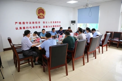 全福街道人大工作室組織召開代表建議答復(fù)會 組織文化藝術(shù)交流活動