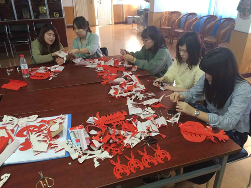 青春無界，藝術相通——記日越青年文化交流團訪?；顒? />
</a>
<span><a href=